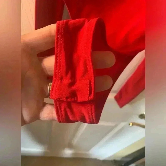 Woman's Red Lily Star Cowl Neck Adjustable Bodysuit Size Small - Picture 7 of 8